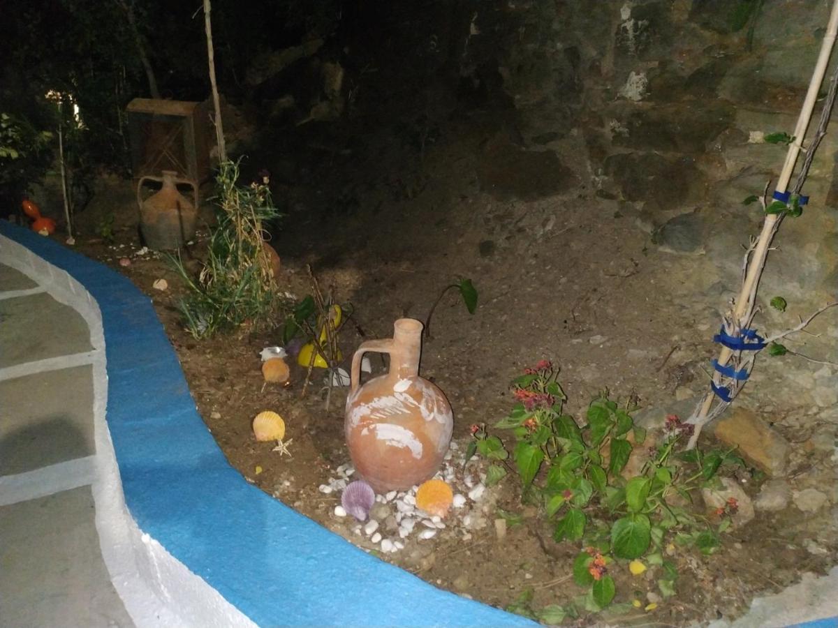 Villa Kotetsi - Rooms To Let - Volissos - Chios Bagian luar foto